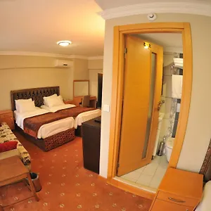 2* Otel Palace Point